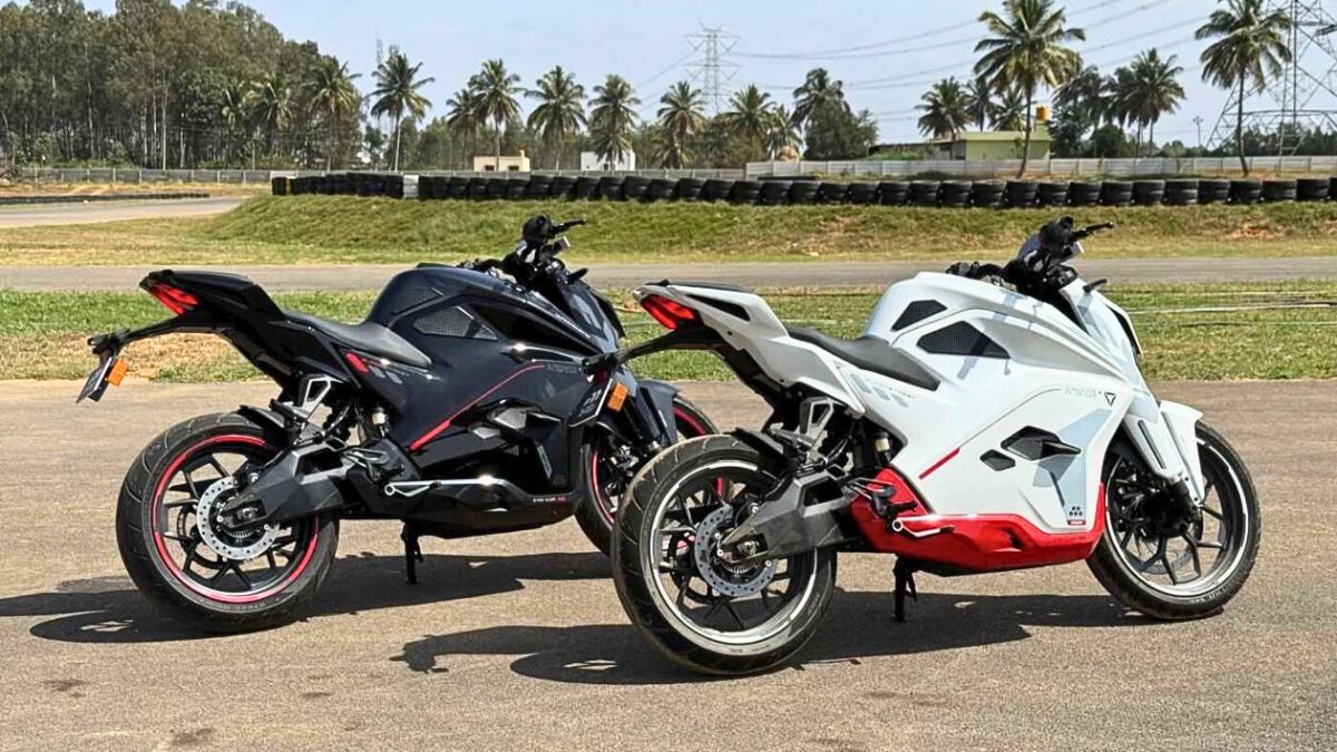 Ultraviolette F77 SuperStreet